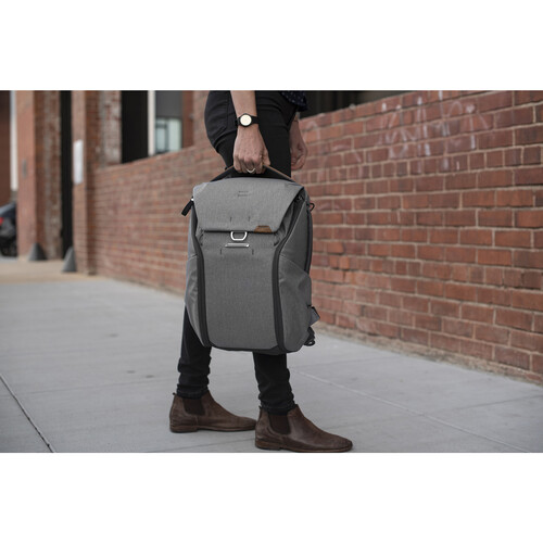 Peak Design Everyday Backpack 20L v2 - Ash BEDB-20-AS-2 - 8